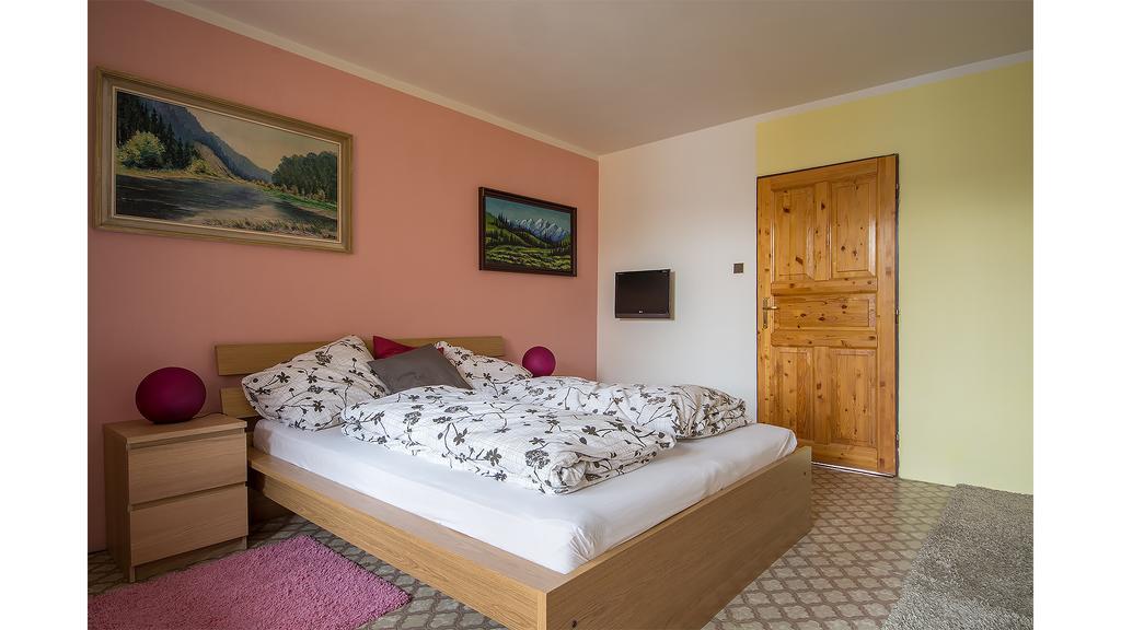 Apartman Vrane Vrane nad Vltavou Exterior photo